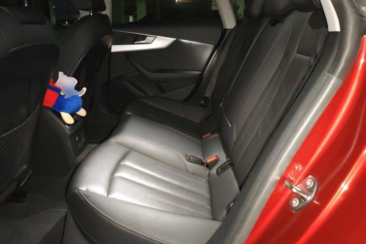 Used Audi A5 2017 Sportback 40 TFSI Fashion Model Left Rear Seat