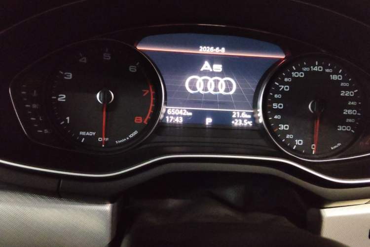 Used Audi A5 2017 Coupe 40 TFSI Fashion Model Odometer Close Up