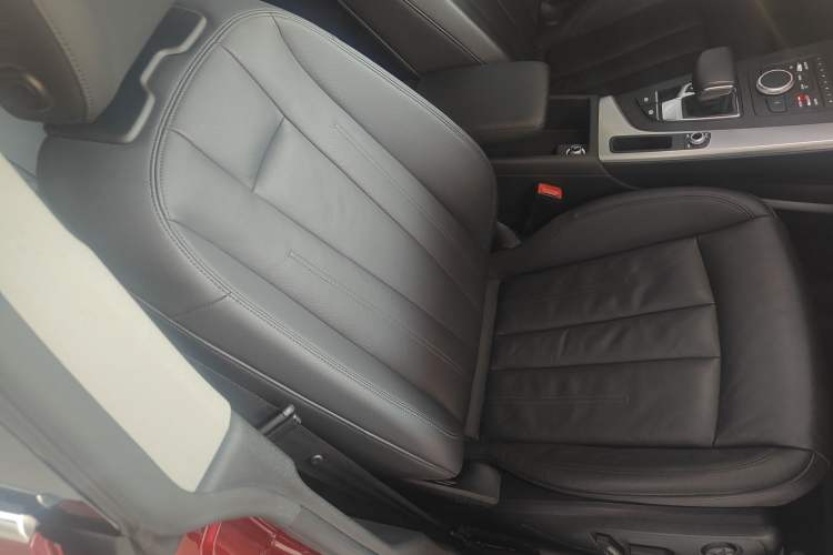 Used Audi A5 2017 Sportback 40 TFSI Fashion Model Right Front Seat