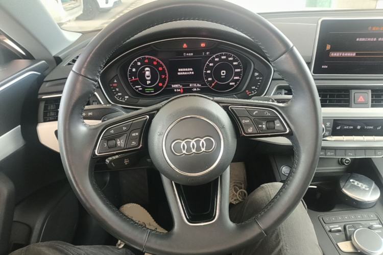 Used Audi A5 2017 Sportback 45 TFSI Sport Edition Steering Wheel