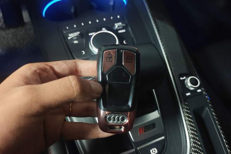 Used Audi A5 2017 Sportback 40 TFSI Fashion Model Vehicle Key