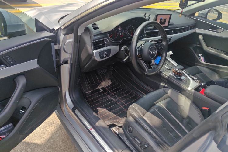 Used Audi A5 2017 Sportback 40 TFSI Fashion Model Driver Seat