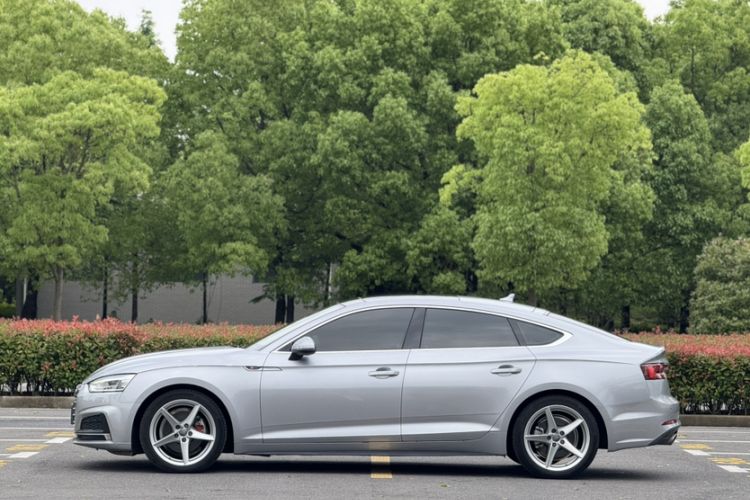 Used Audi A5 2017 Sportback 40 TFSI Fashion Model Exterior 9