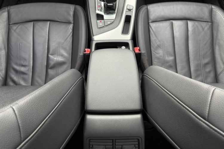 Used Audi A5 2017 Sportback 40 TFSI Fashion Model Interior 11