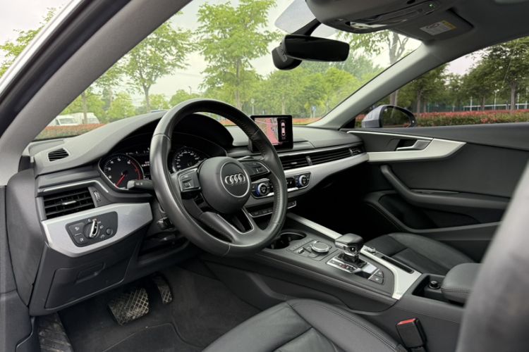 Used Audi A5 2017 Sportback 40 TFSI Fashion Model Interior 5