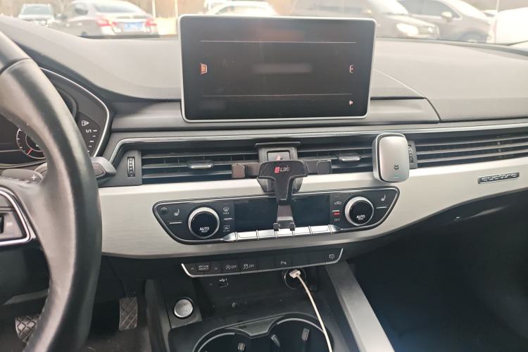 Used Audi A5 2017 Sportback 45 TFSI quattro Sport Model Audio And AC Panel