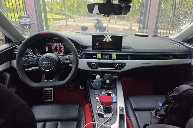Used Audi A5 2017 Sportback 45 TFSI quattro Sport Model Center Console