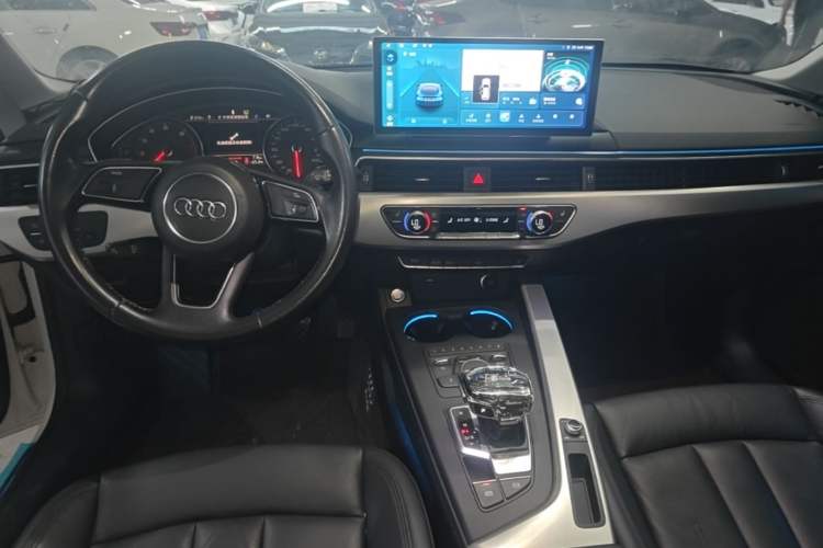 Used Audi A5 2017 Sportback 40 TFSI Fashion Model Center Console