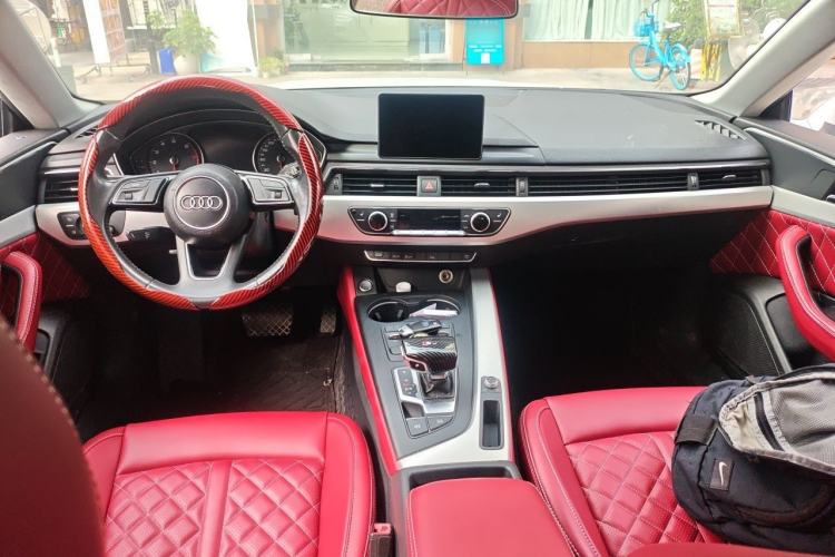 Used Audi A5 2017 Sportback 40 TFSI Fashion Model Center Console