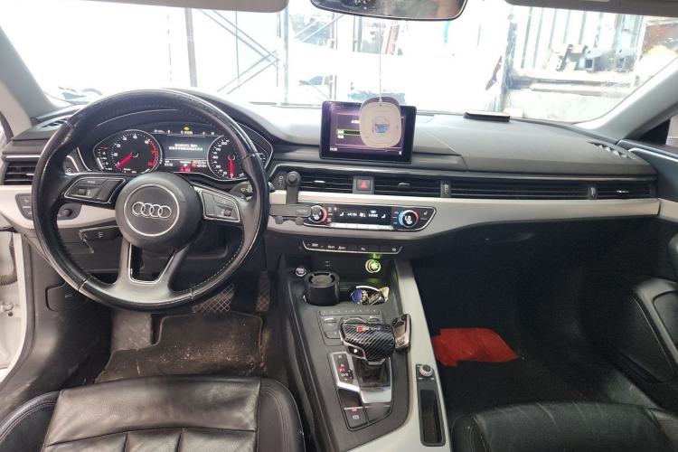 Used Audi A5 2017 Sportback 45 TFSI Fashion Model Center Console
