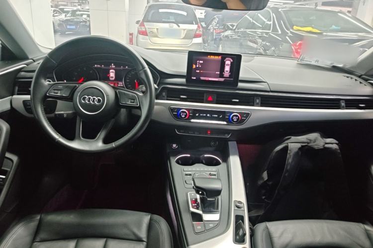 Used Audi A5 2017 Sportback 40 TFSI Fashion Model Center Console