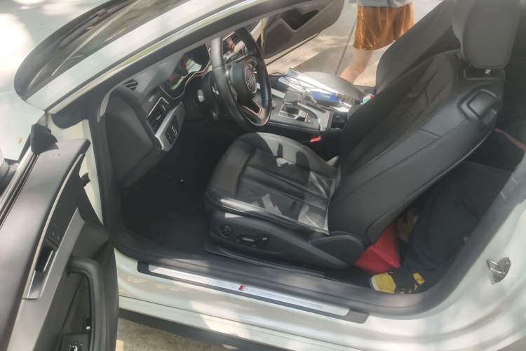 Used Audi A5 2017 Coupe 40 TFSI Fashion Model Driver Seat