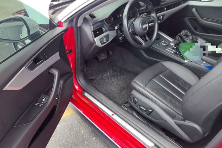 Used Audi A5 2017 Coupe 40 TFSI Fashion Model Driver Seat