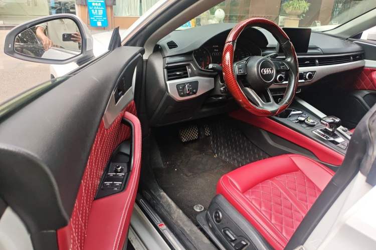 Used Audi A5 2017 Sportback 40 TFSI Fashion Model Driver Seat