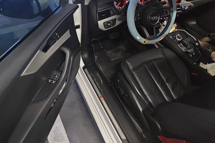Used Audi A5 2017 Coupe 40 TFSI Fashion Model Driver Seat