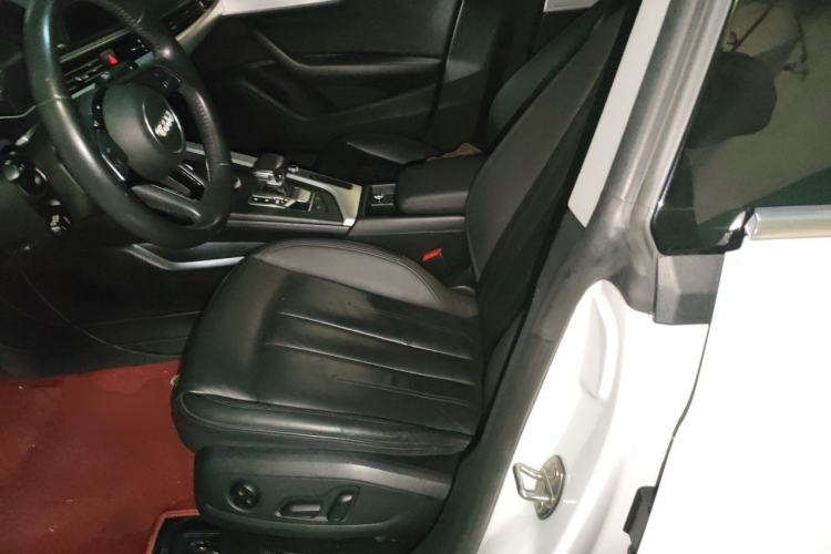 Used Audi A5 2017 Sportback 40 TFSI Fashion Model Driver Seat