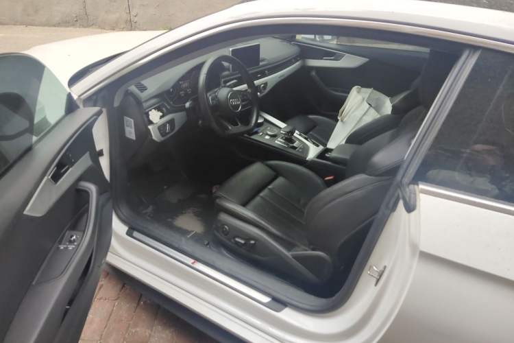 Used Audi A5 2017 Coupe 45 TFSI quattro Sport Edition Driver Seat