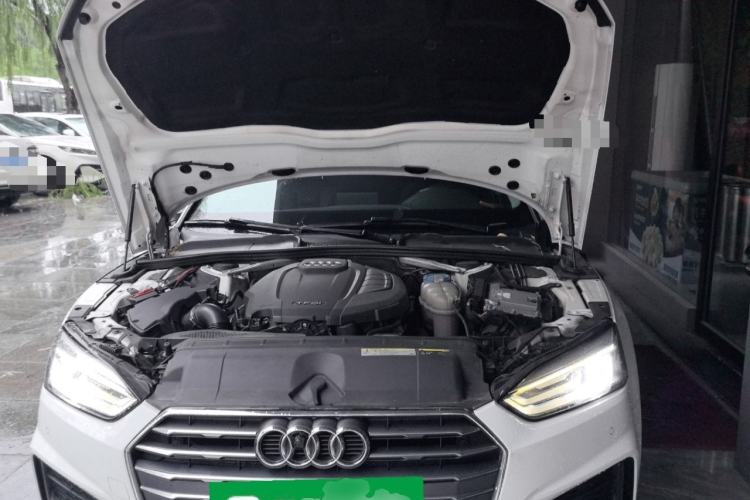 Used Audi A5 2017 Sportback 40 TFSI Fashion Model Engine Bay