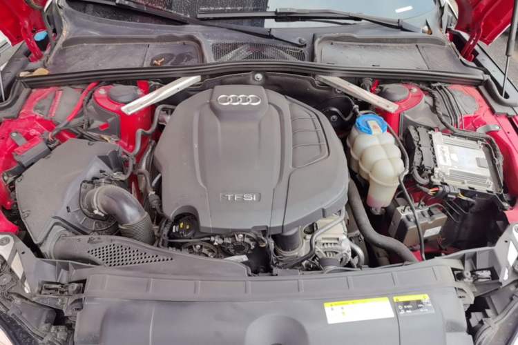 Used Audi A5 2017 Coupe 40 TFSI Fashion Model Engine Bay