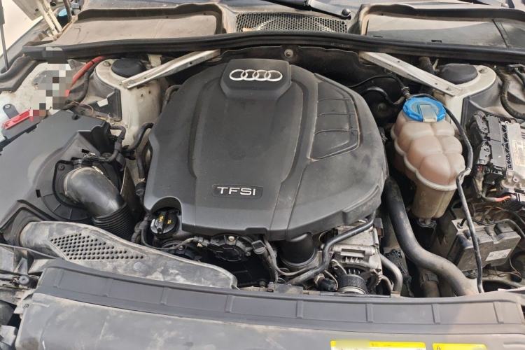 Used Audi A5 2017 Sportback 40 TFSI Fashion Model Engine Bay