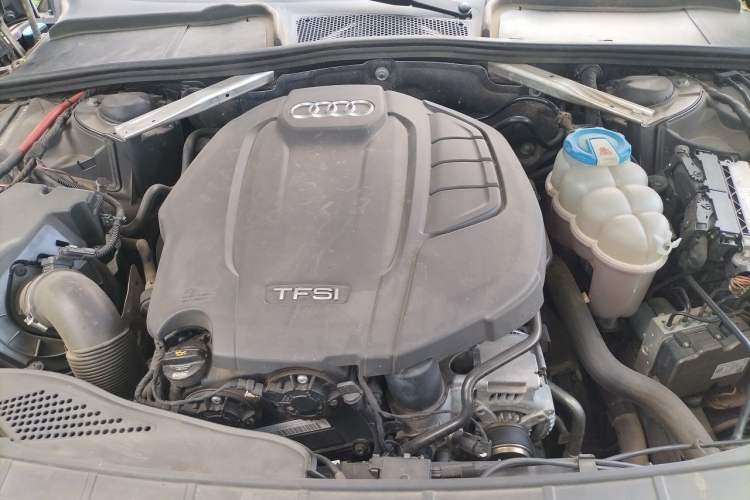 Used Audi A5 2017 Coupe 40 TFSI Fashion Model Engine Bay