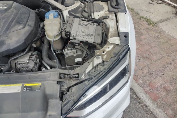Used Audi A5 2017 Coupe 45 TFSI quattro Sport Edition Engine Bay Left