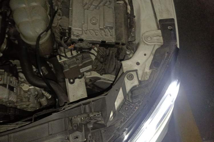Used Audi A5 2017 Sportback 45 TFSI quattro Sport Model Engine Bay Left