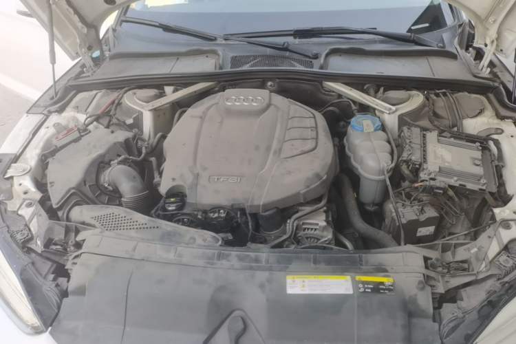 Used Audi A5 2017 Coupe 40 TFSI Fashion Model Engine Bay