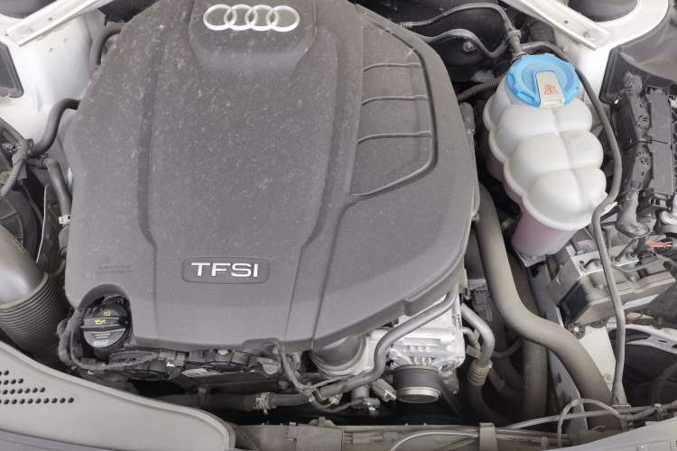 Used Audi A5 2017 Sportback 40 TFSI Fashion Model Engine Bay