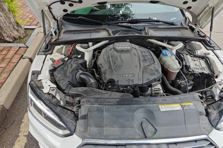 Used Audi A5 2017 Sportback 45 TFSI quattro Sport Model Engine Bay Right