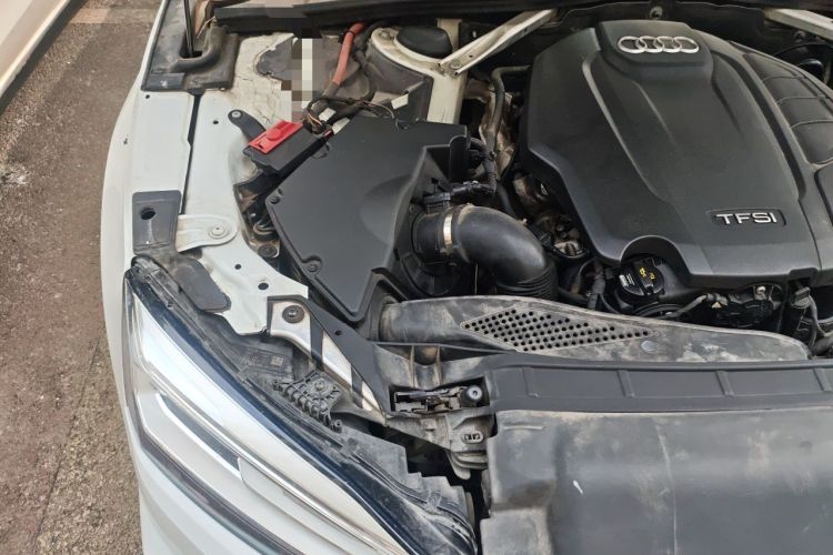 Used Audi A5 2017 Sportback 40 TFSI Fashion Model Engine Bay Right
