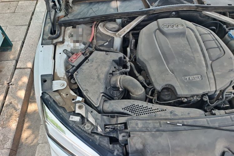 Used Audi A5 2017 Coupe 40 TFSI Fashion Model Engine Bay Right