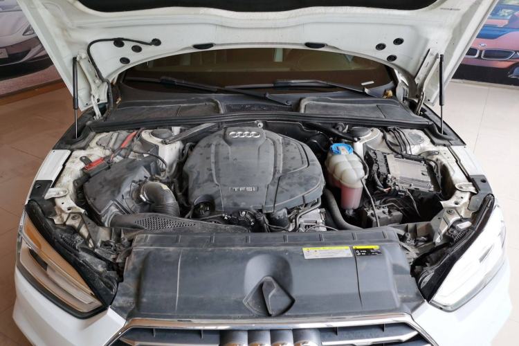 Used Audi A5 2017 Cabriolet 40 TFSI Fashion Model Engine Bay
