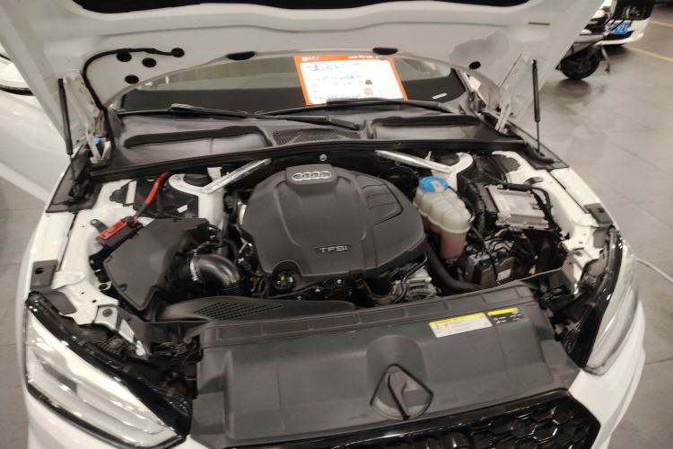 Used Audi A5 2017 Sportback 40 TFSI Fashion Model Engine Bay