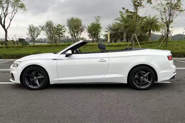 Used Audi A5 2017 Cabriolet 40 TFSI Fashion Model Exterior 2