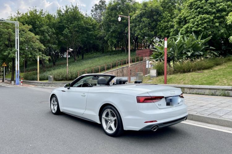 Used Audi A5 2017 Cabriolet 40 TFSI Fashion Model Exterior 4