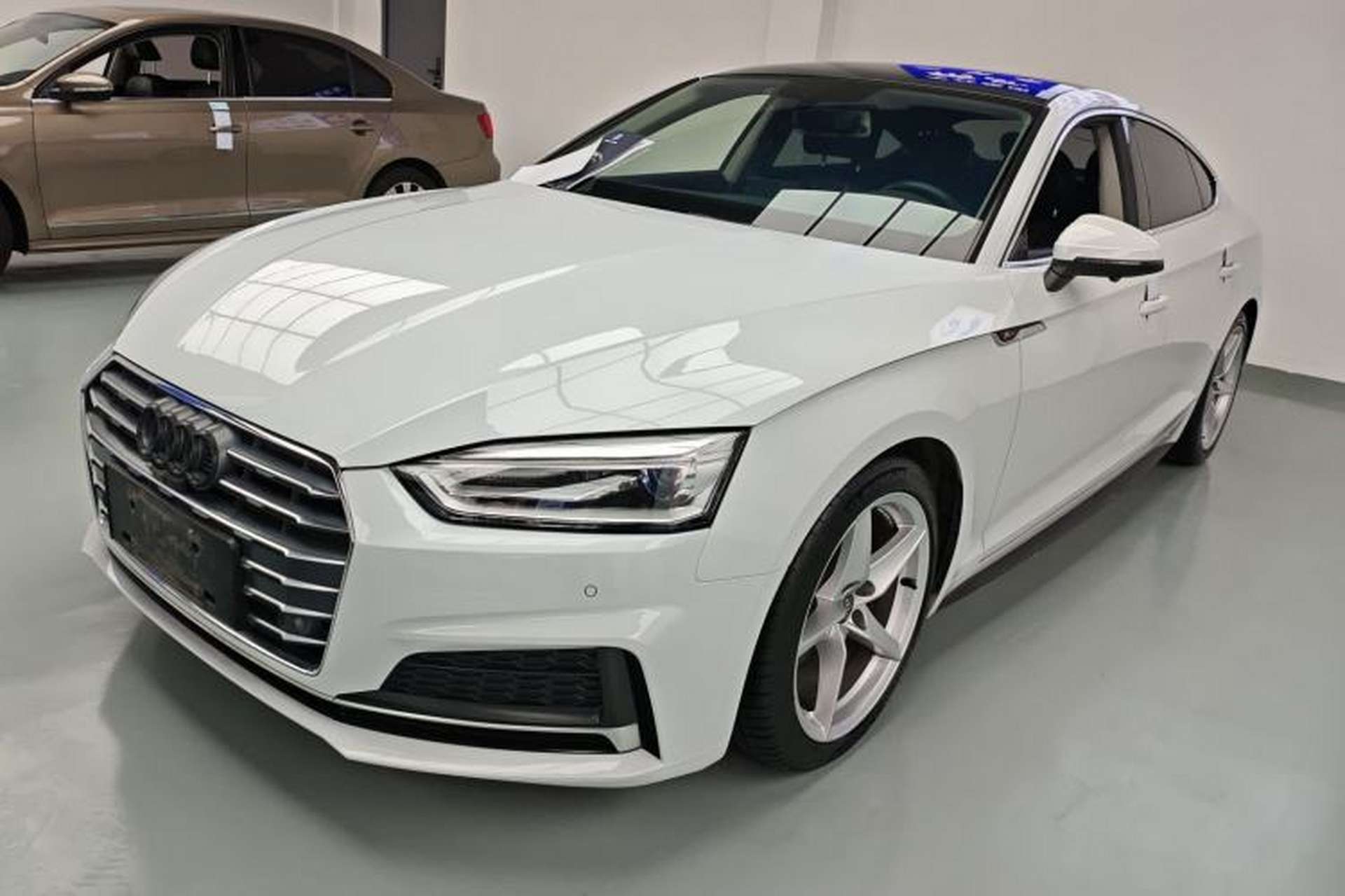 Used Audi A5 2017 Sportback 40 TFSI Fashion Model Front Left 45 Deg