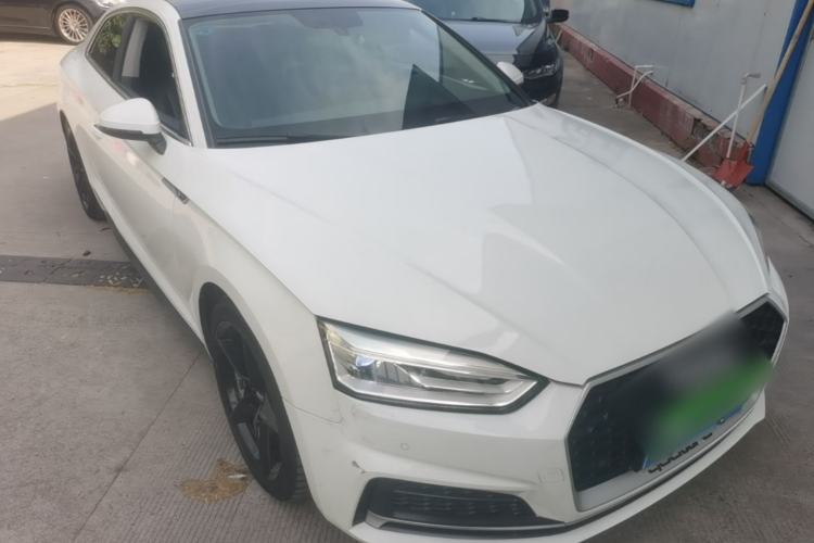 Used Audi A5 2017 Coupe 40 TFSI Fashion Model Front Right 45 Deg
