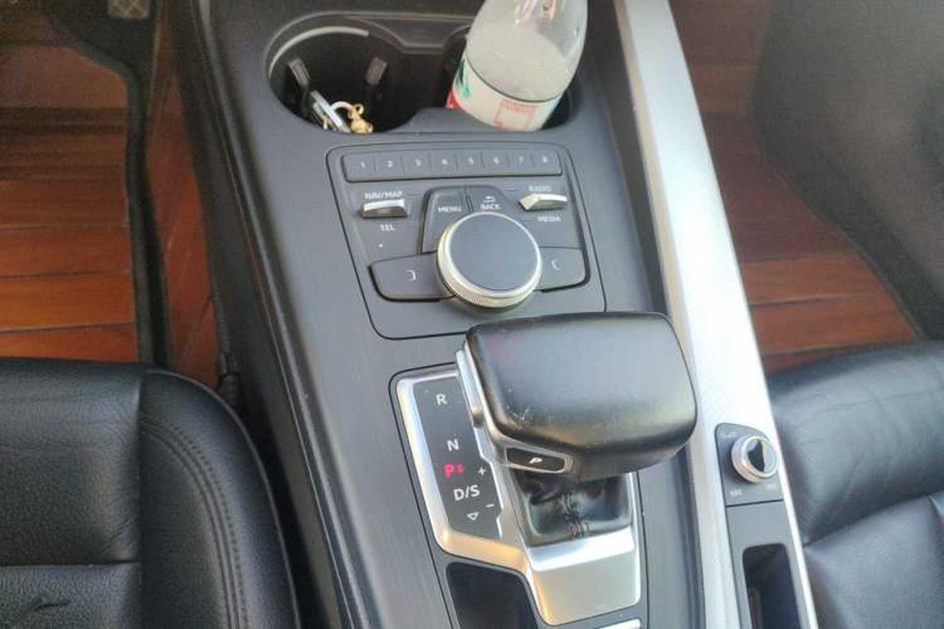 Used Audi A5 2017 Sportback 45 TFSI Fashion Model Gear Lever
