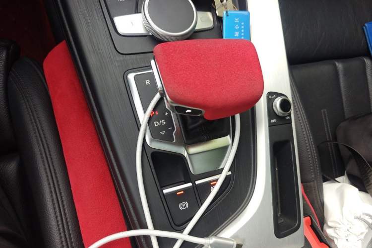 Used Audi A5 2017 Sportback 45 TFSI quattro Sport Model Gear Lever