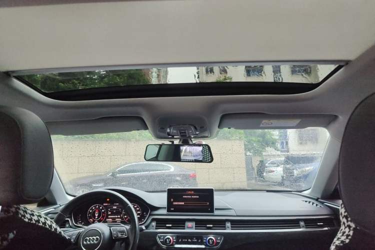 Used Audi A5 2017 Sportback 45 TFSI Sport Edition Headliner