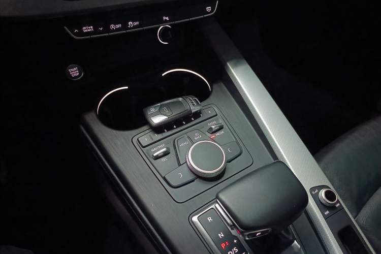 Used Audi A5 2017 Sportback 45 TFSI Fashion Model Interior 1