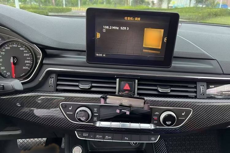 Used Audi A5 2017 Cabriolet 40 TFSI Fashion Model Interior 1