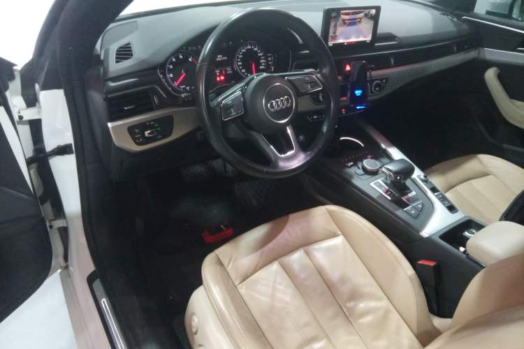 Used Audi A5 2017 Cabriolet 40 TFSI Fashion Model Interior 2