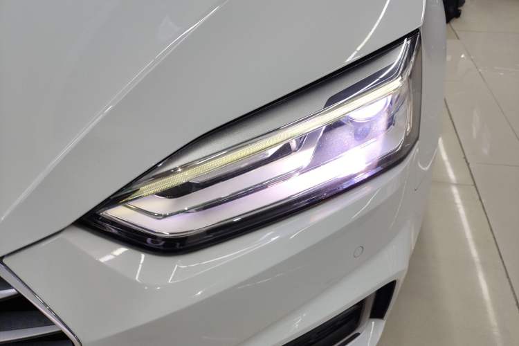 Used Audi A5 2017 Coupe 40 TFSI Fashion Model Left Front Headlight