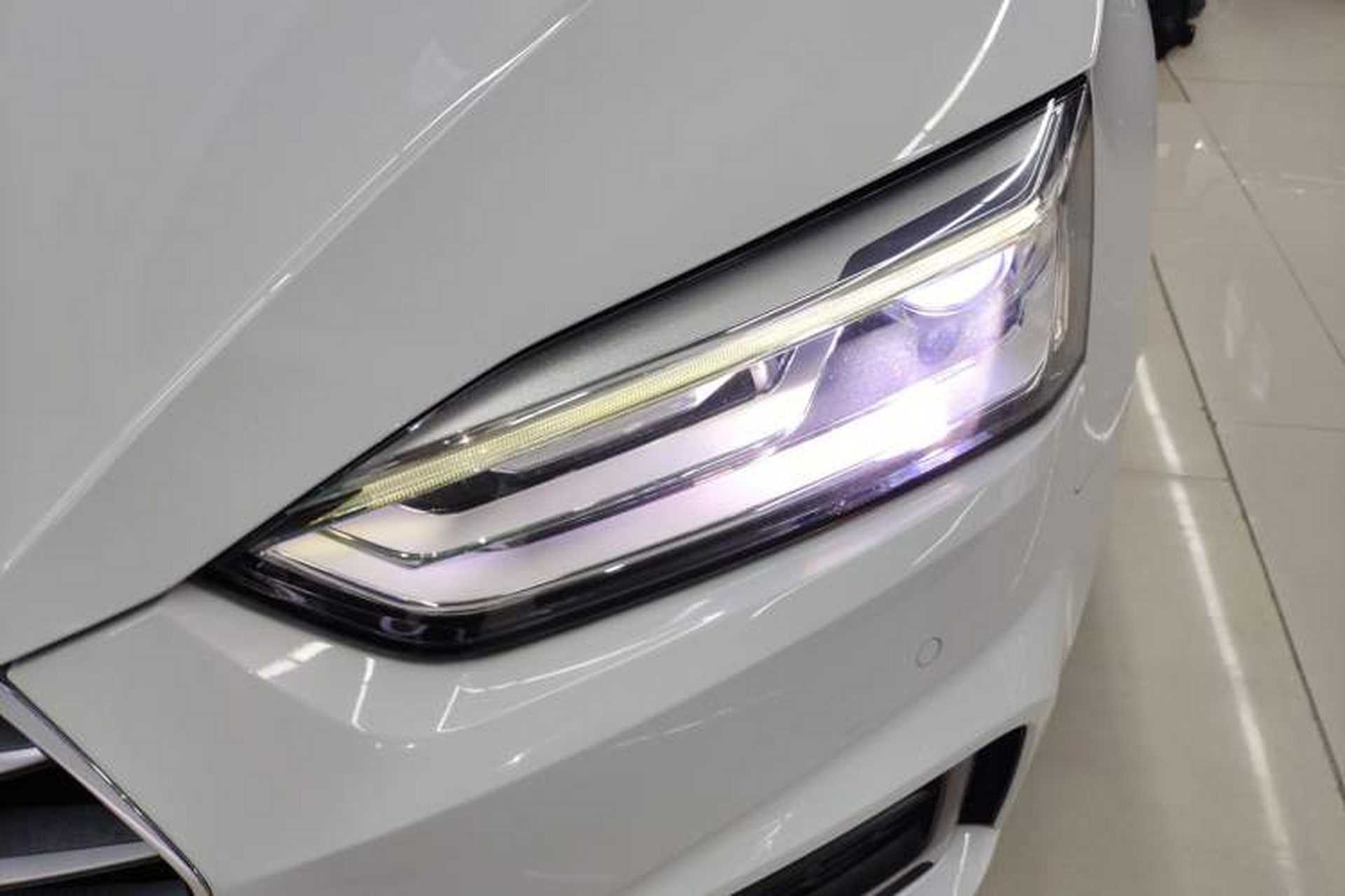 Used Audi A5 2017 Coupe 40 TFSI Fashion Model Left Front Headlight