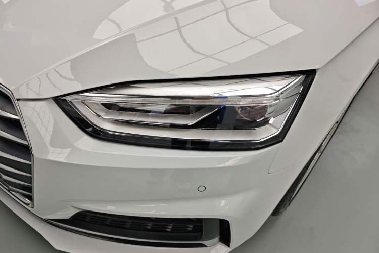 Used Audi A5 2017 Sportback 40 TFSI Fashion Model Left Front Headlight