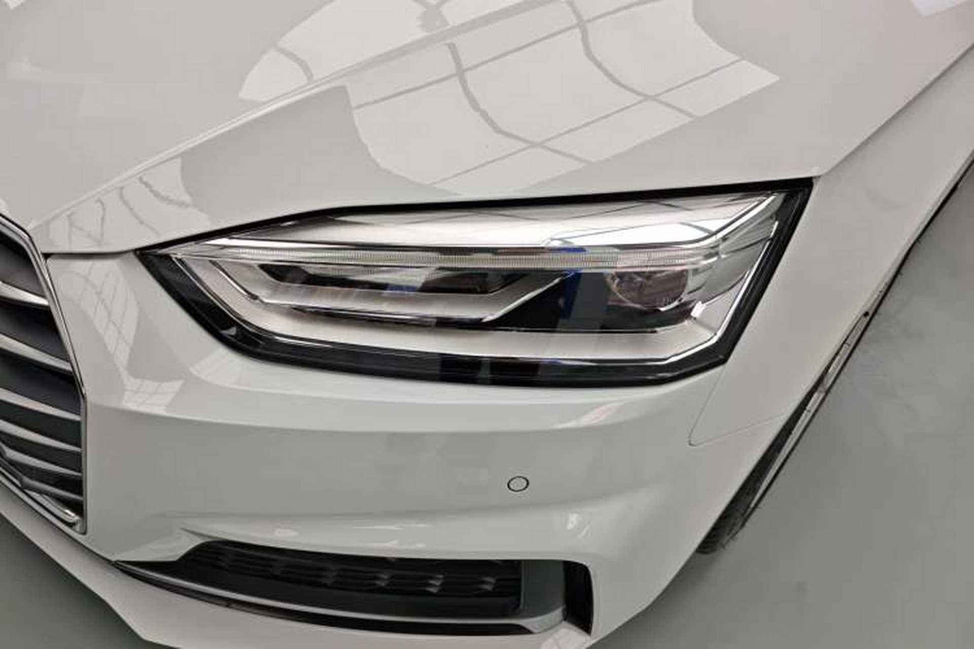 Used Audi A5 2017 Sportback 40 TFSI Fashion Model Left Front Headlight