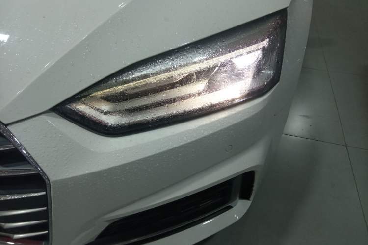 Used Audi A5 2017 Cabriolet 40 TFSI Fashion Model Left Front Headlight
