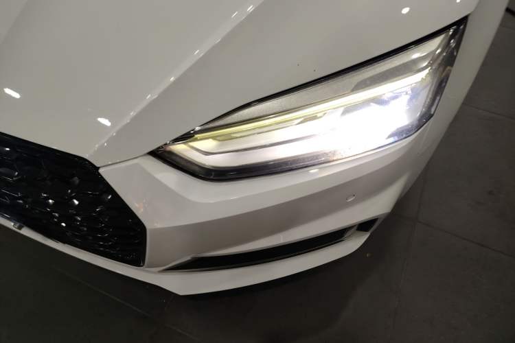 Used Audi A5 2017 Sportback 40 TFSI Fashion Model Left Front Headlight